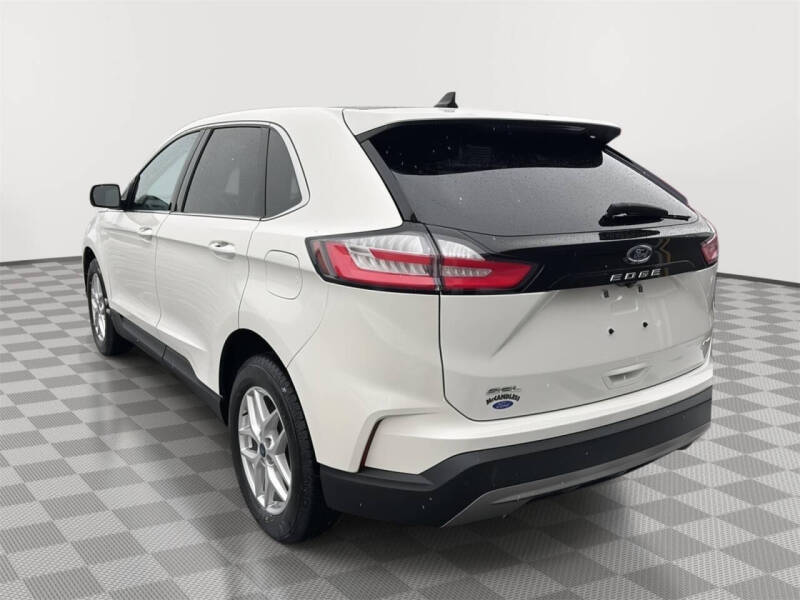 2022 Ford Edge SEL