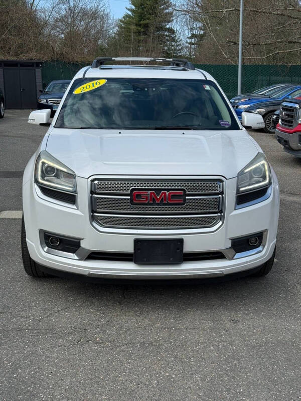 2016 GMC Acadia Denali