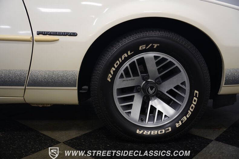 1990 Pontiac Firebird