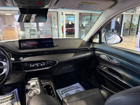 2025 Genesis GV70 2.5T Standard