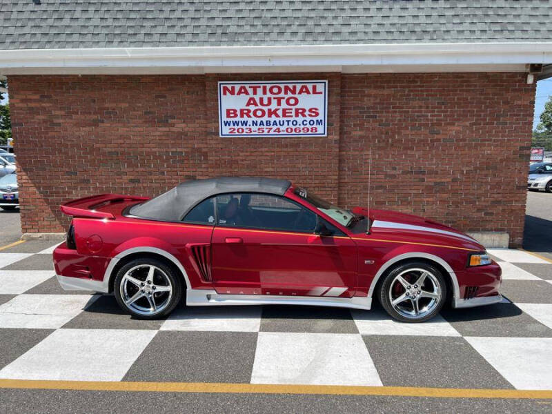 2004 Ford Mustang GT Deluxe