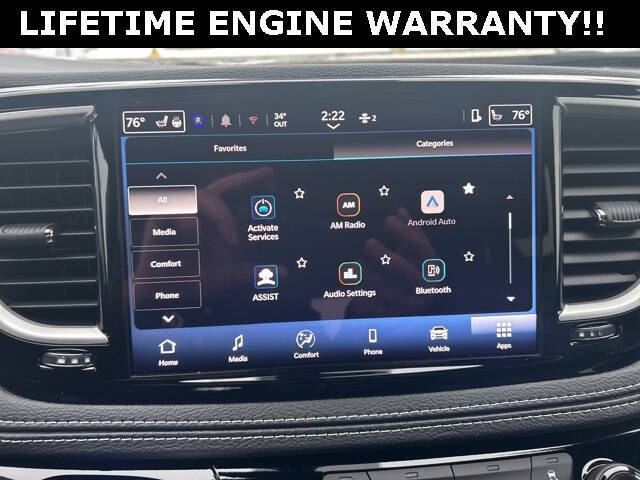 2026 Chrysler Pacifica Select