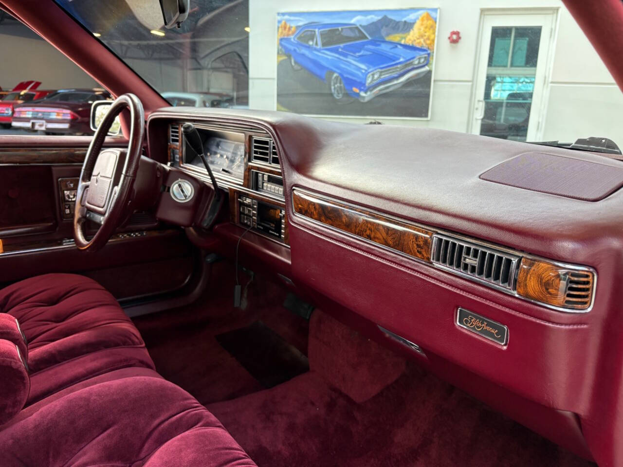 1990 Chrysler New Yorker 37
