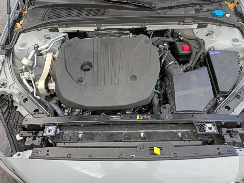 2025 Volvo V60 Cross Country B5 Plus