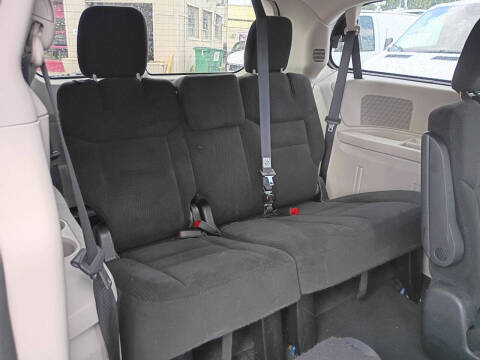 2015 Dodge Grand Caravan SE