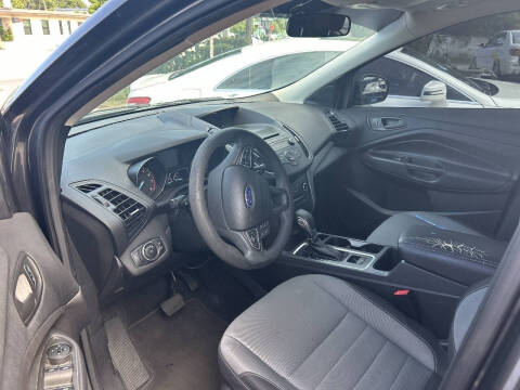 2017 Ford Escape S