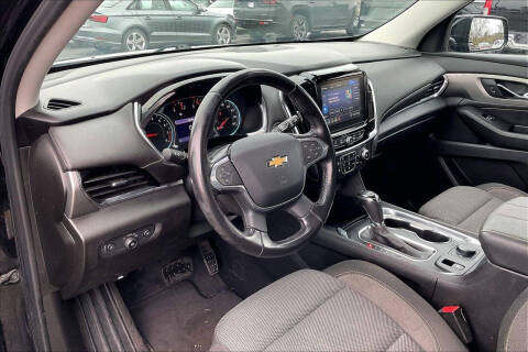 2020 Chevrolet Traverse LT Cloth