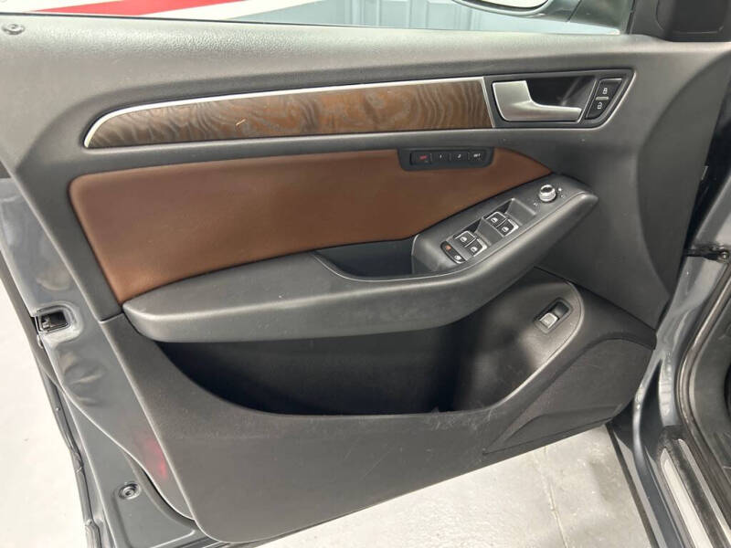 2014 Audi Q5 2.0T quattro Premium Plus