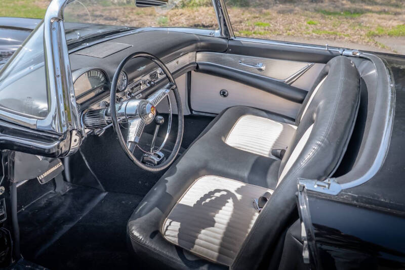 1955 Ford Thunderbird