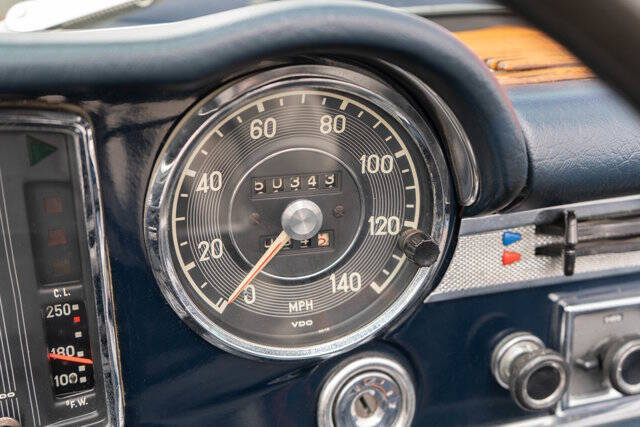 1971 Mercedes-Benz 280-Class 16