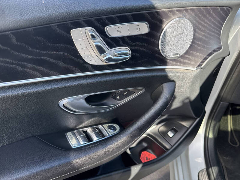 2019 Mercedes-Benz E-Class E 300