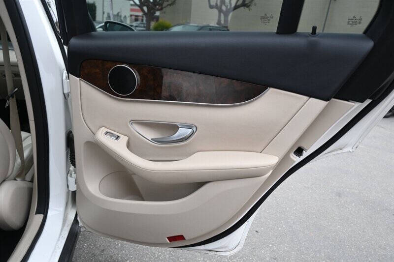 2018 Mercedes-Benz GLC GLC 300 4MATIC