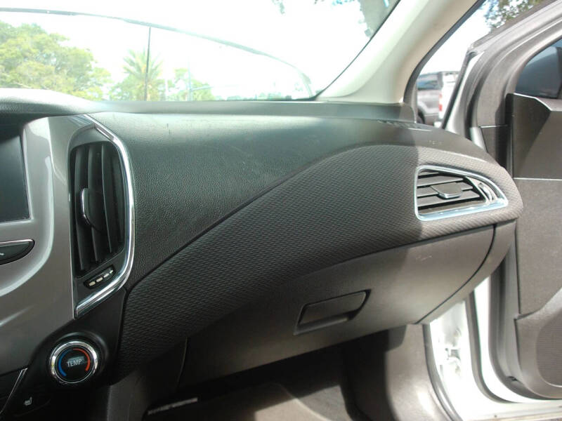 2017 Chevrolet Cruze LT Auto