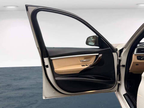 2018 BMW 3 Series 330e iPerformance