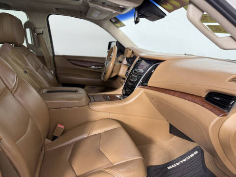 2015 Cadillac Escalade Platinum