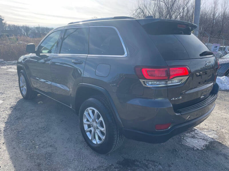 2021 Jeep Grand Cherokee Laredo E