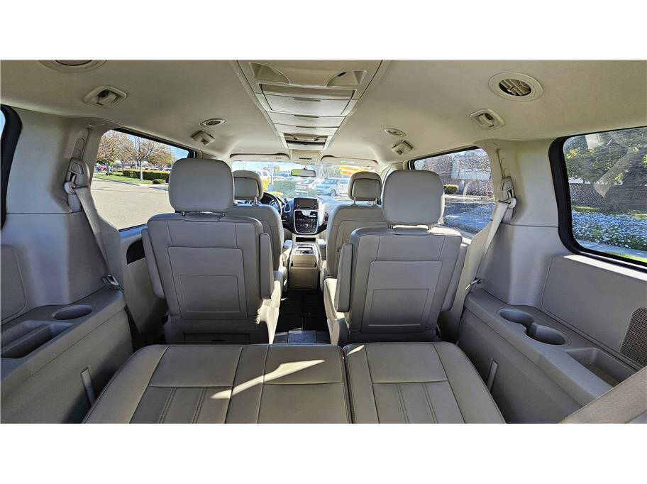 2013 Chrysler Town and Country for sale at VIP AUTO SALES, INC. in Modesto, CA