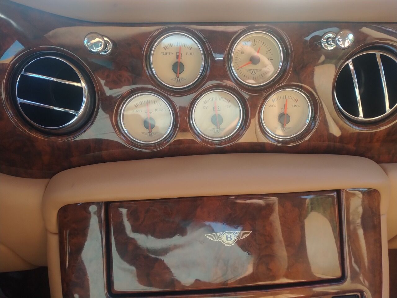 2000 Bentley Arnage  - $26,950