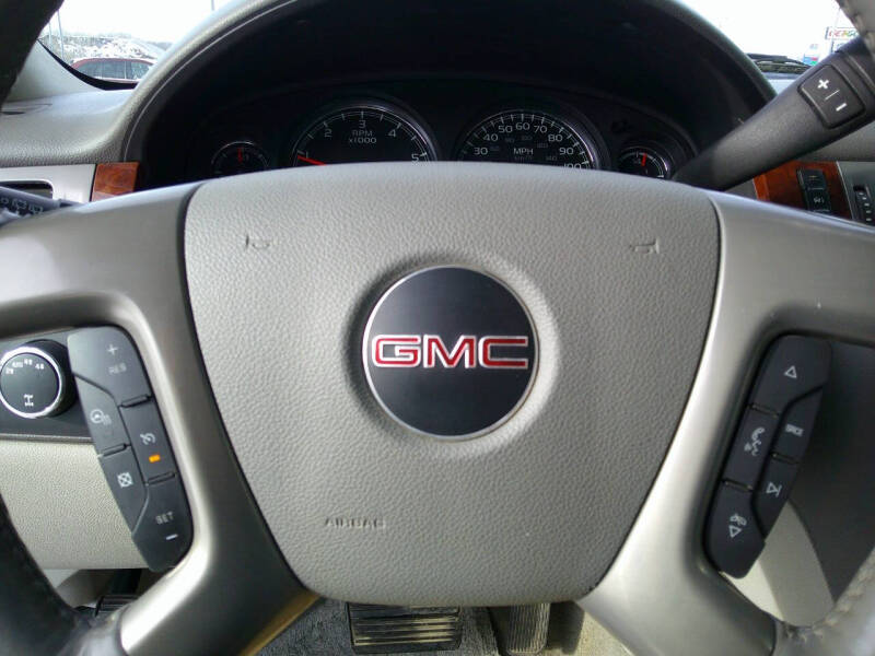 2013 GMC Yukon XL SLT