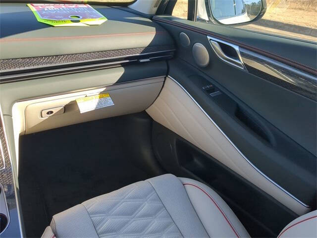 2025 Genesis GV80 Coupe 3.5T E-SC