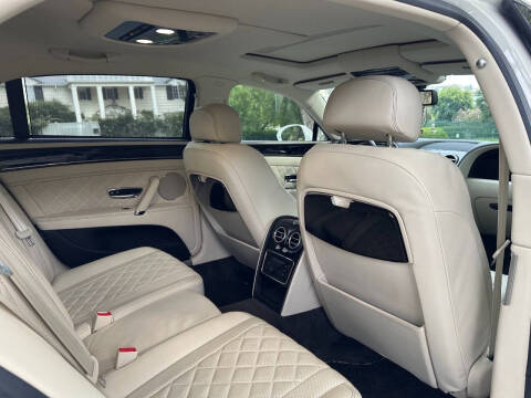 2018 Bentley Flying Spur V8