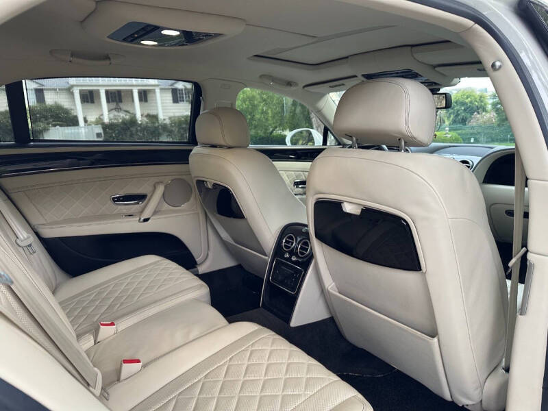 2018 Bentley Flying Spur V8