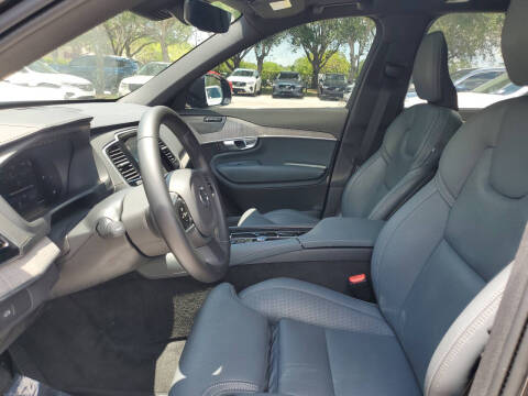 2024 Volvo XC90 B6 Ultimate Bright Theme 7P