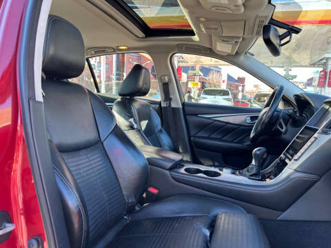 2015 Infiniti Q50 Sport