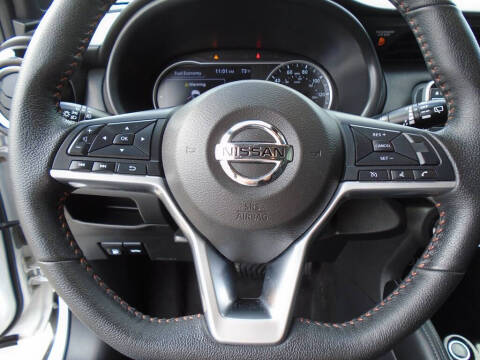 2020 Nissan Kicks SR