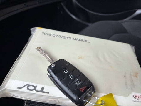 2016 Kia Soul +