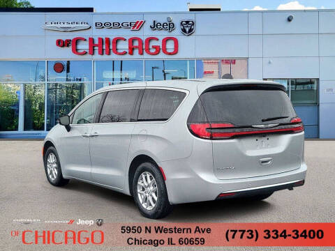 2026 Chrysler Pacifica Select