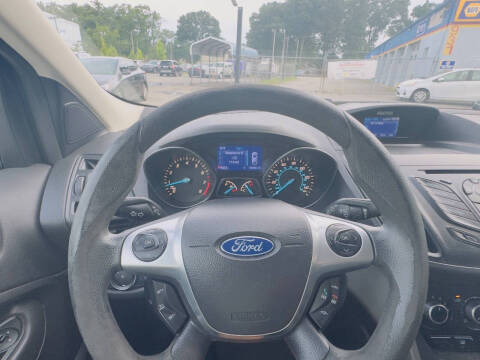 2014 Ford Escape S