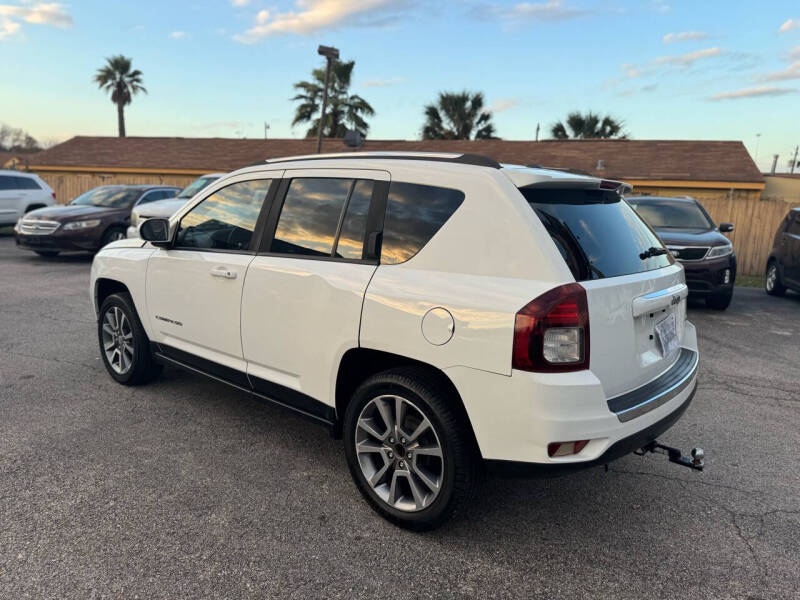 2016 Jeep Compass High Altitude photo 5