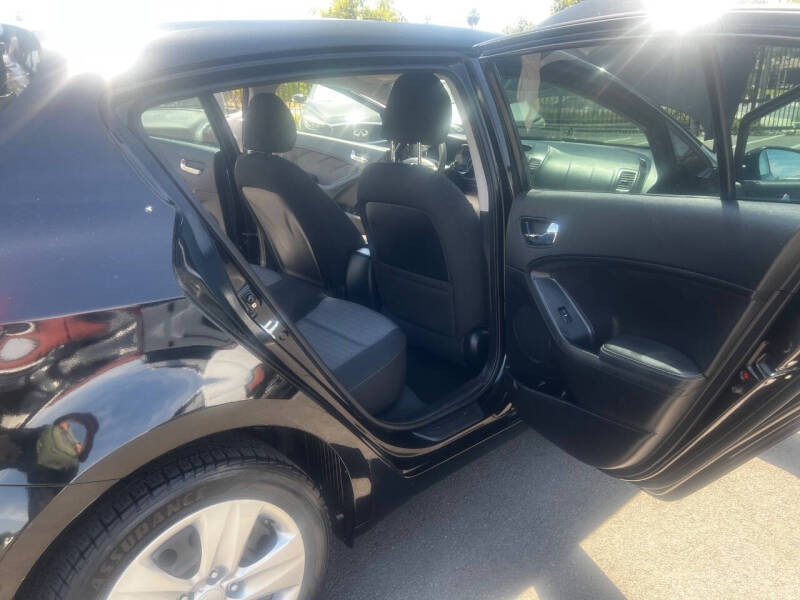 2016 Kia Forte5 LX