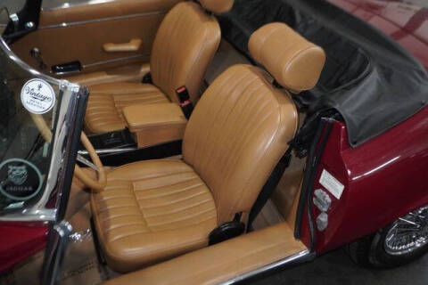 1974 Jaguar E-Type Series lll Roadster V-1