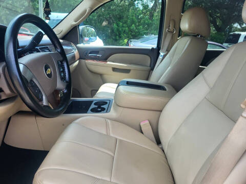2014 Chevrolet Suburban LT