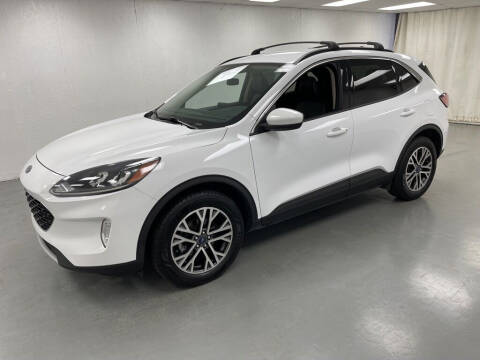 2020 Ford Escape for sale at Kerns Ford Lincoln in Celina OH