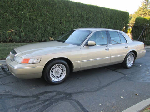 2000 Mercury Grand Marquis for sale at Top Notch Motors in Yakima WA