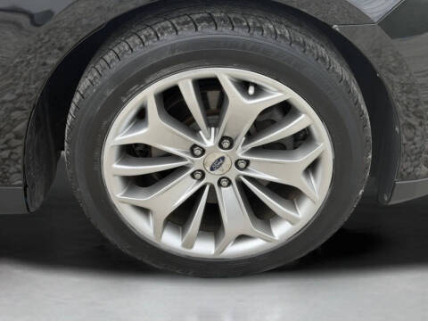 2015 Ford Taurus Limited