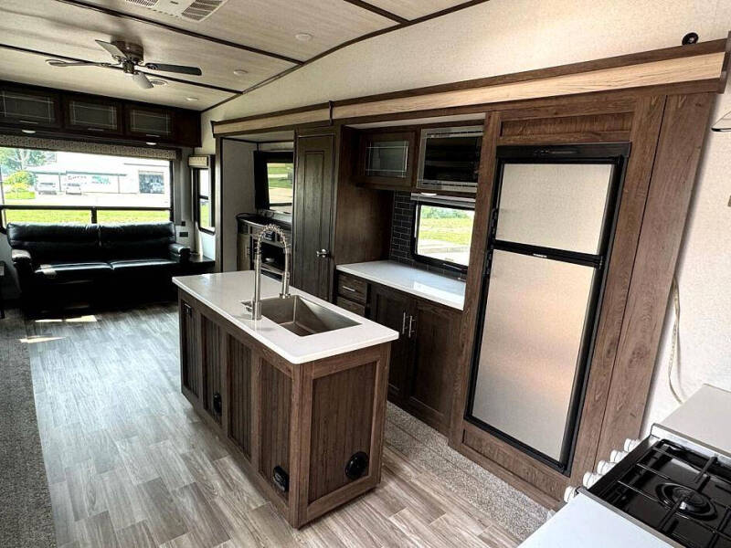 2019 Forest River Heritage Glen