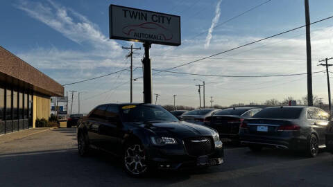2015 Chrysler 300 for sale at TWIN CITY AUTO MALL in Bloomington IL