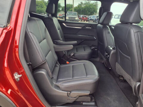 2024 GMC Acadia Elevation