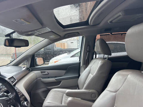 2013 Honda Odyssey EX-L w/DVD