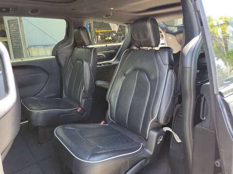2022 Chrysler Pacifica Limited