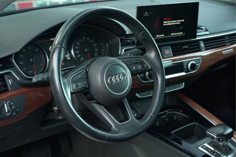 2022 Audi A4 quattro Premium 40 TFSI