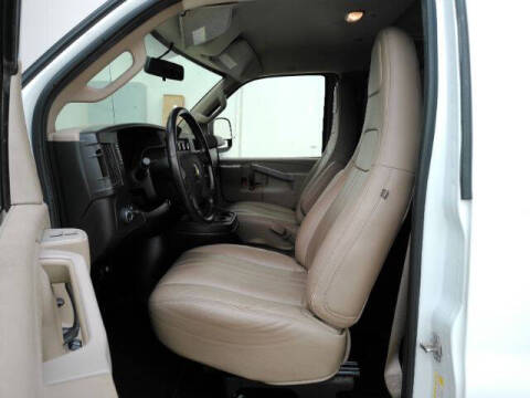 2020 Chevrolet Express 2500