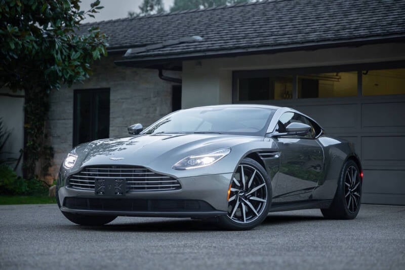 2018 Aston Martin DB11 Base photo 51