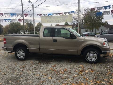 2004 Ford F-150 for sale at Antique Motors in Plymouth IN