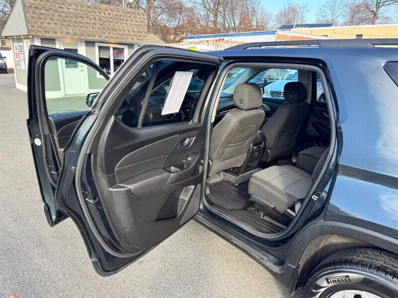 2020 Chevrolet Traverse LT Cloth