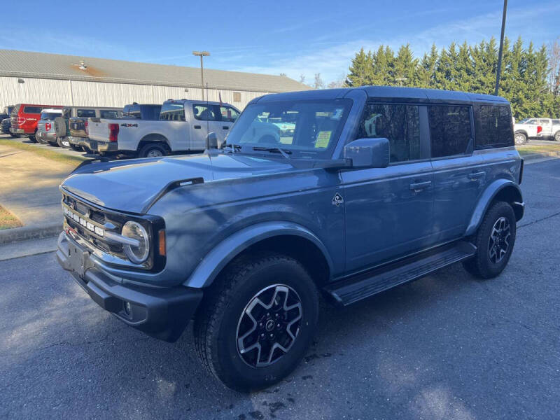 2025 Ford Bronco Outer Banks